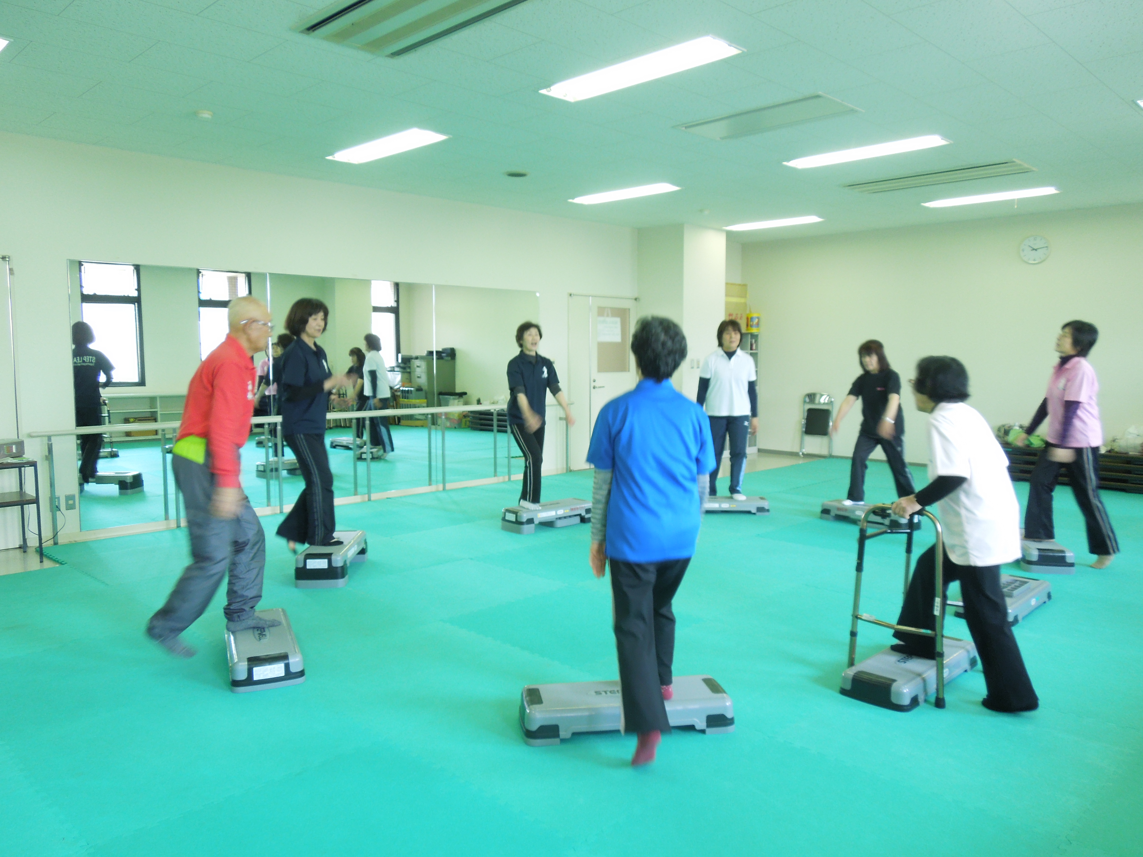 ステップ運動の画像1