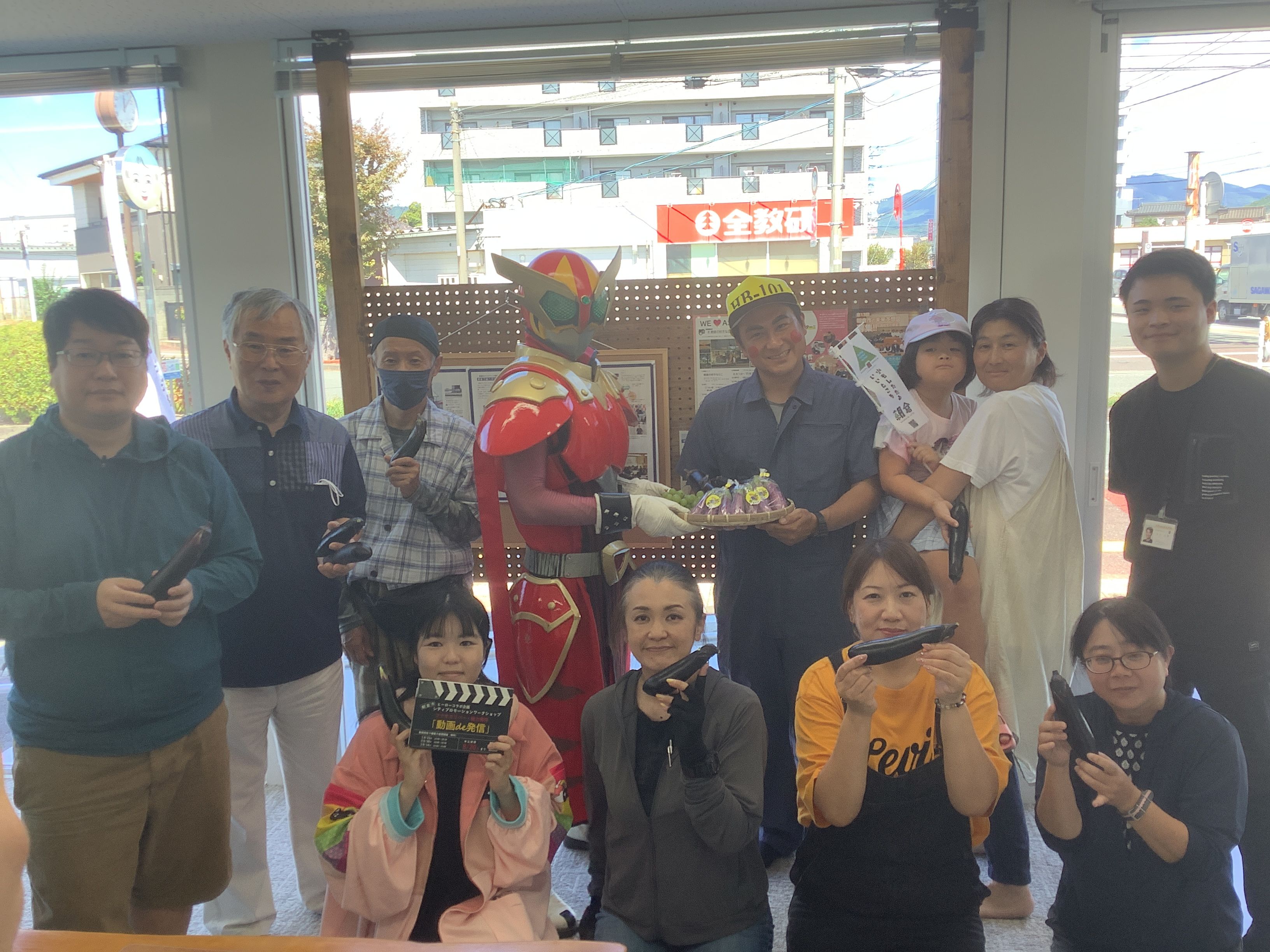 「動画de発信」ワークショップの皆さん（令和6年9月14日・コンネアサクラにて撮影）の画像