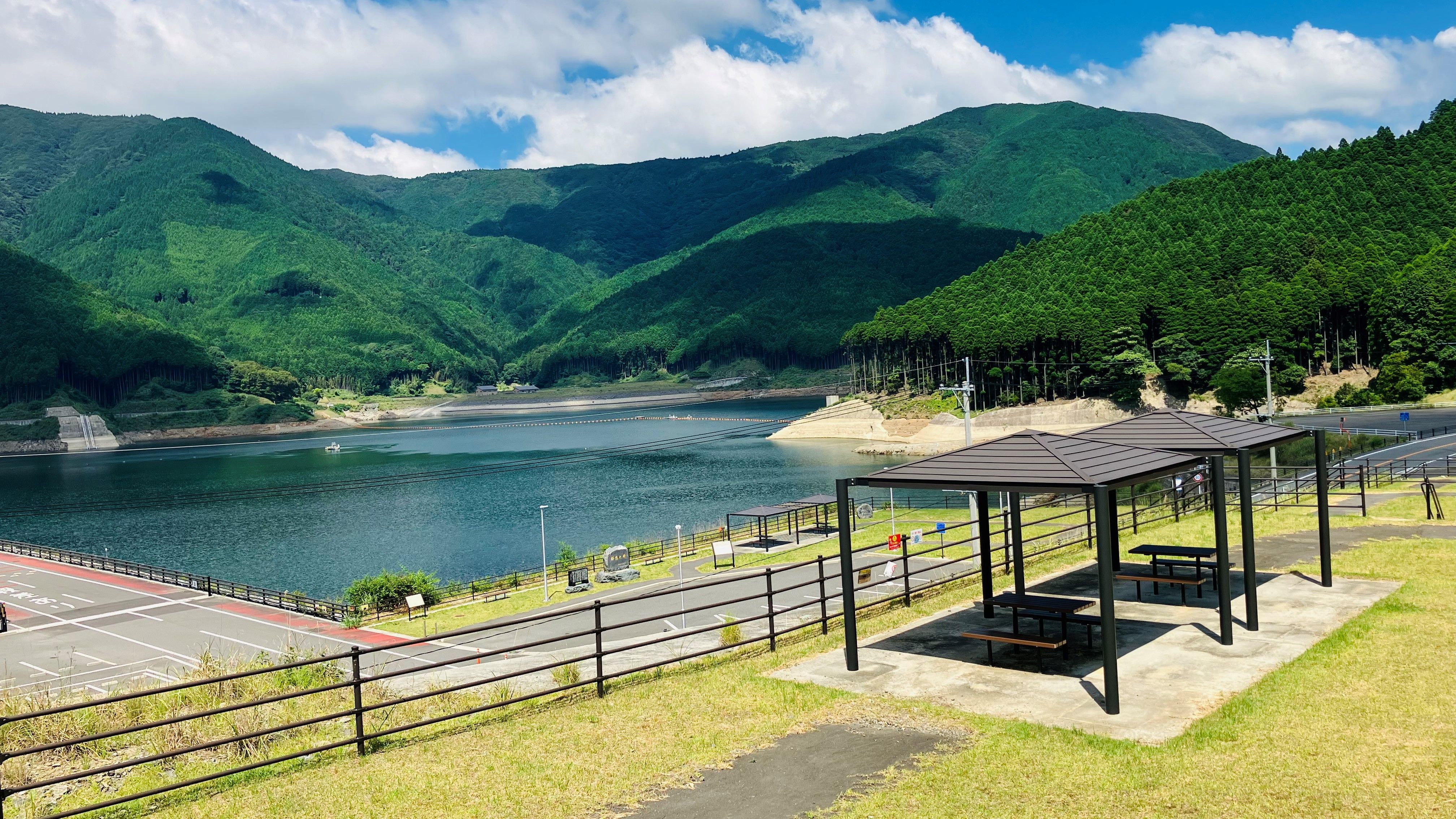 左岸広場の画像