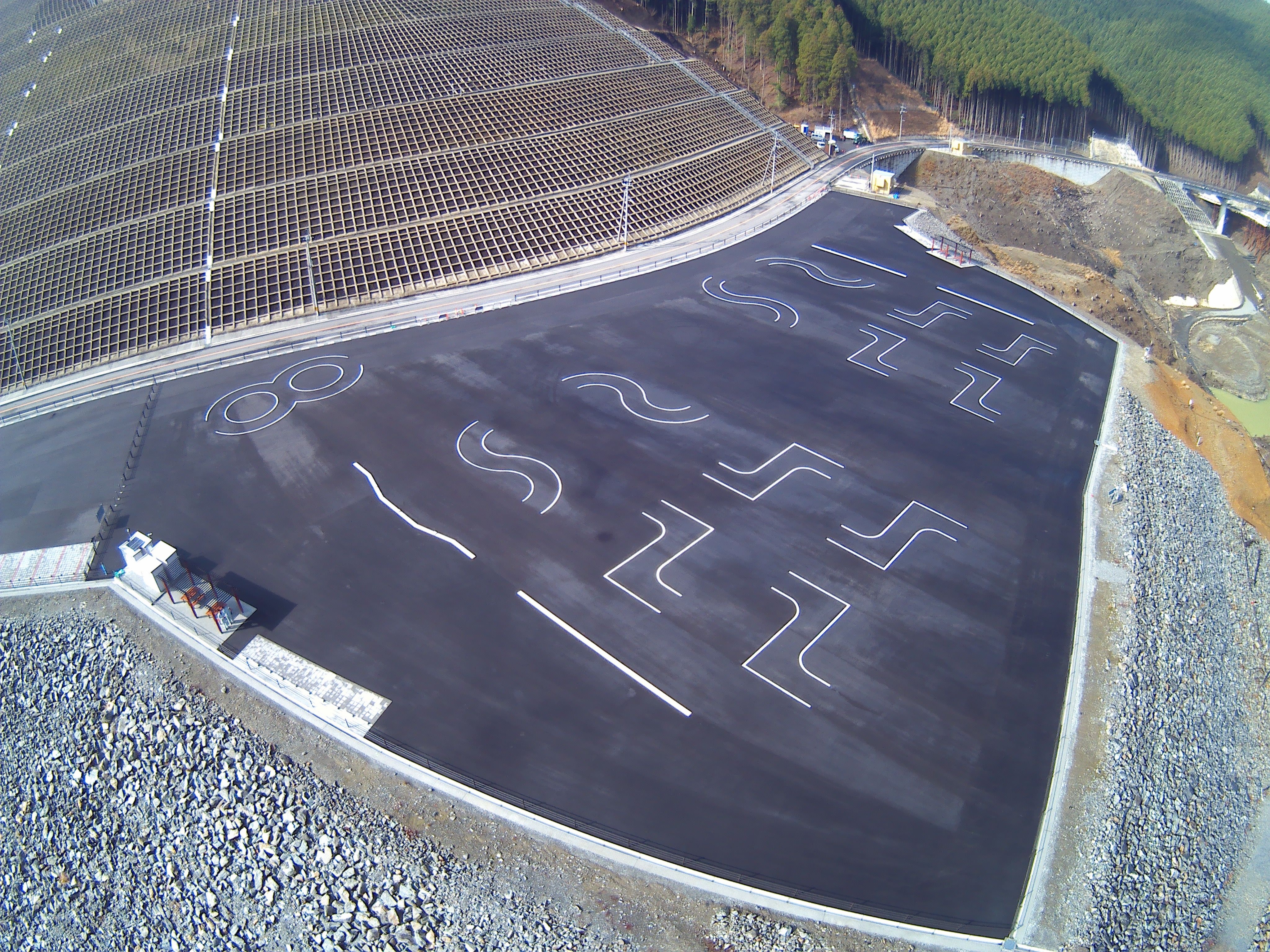 上空から見た交通公園の画像