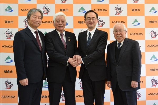 令和7年2月17日【みやこ町長・豊津郷土史会会長来訪（秋月の乱150年記念事業について）】の画像