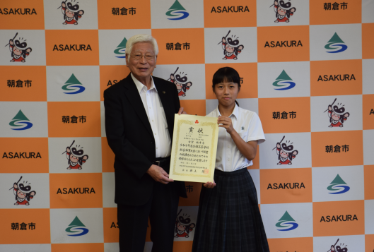 令和7年8月27日【全国高等学校総合体育大会 陸上(走幅跳)入賞報告 表敬訪問】の画像