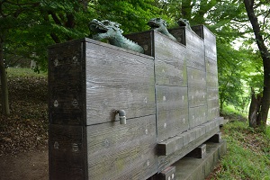 漏刻（水時計）モニュメントの画像