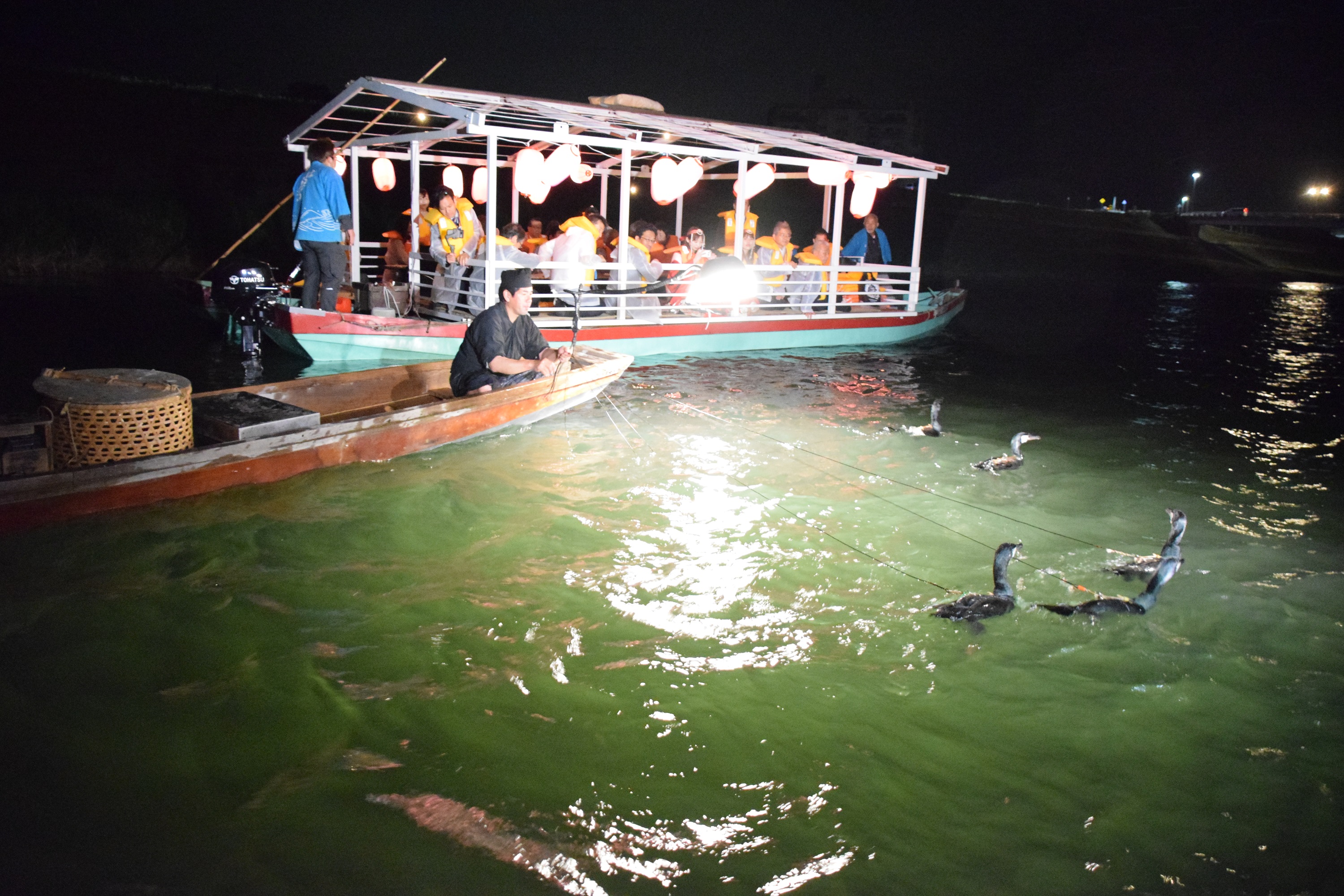 鵜飼の様子の画像