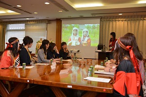 歴代卑弥呼フォーラムの様子