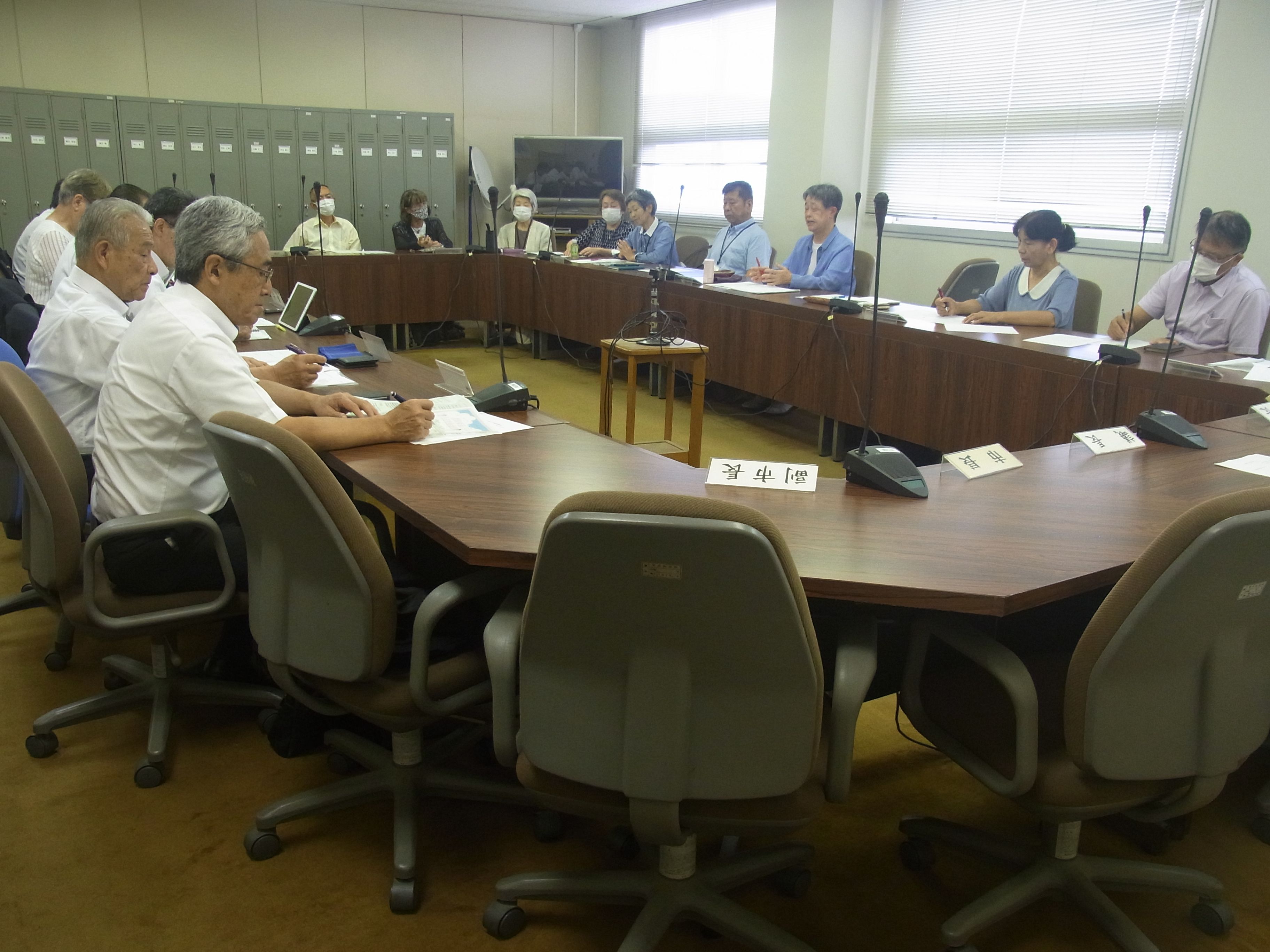 総務文教常任委員との懇談の画像