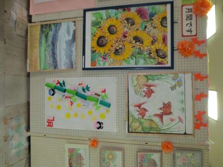 本庁2階　作品展示2